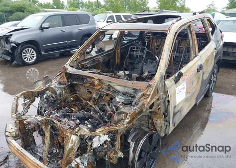 2021 Subaru Forester Touring z USA, uszkodzony, nr VIN JF2SKAXC3MH408557